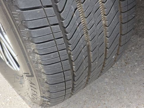 Used 2026 GMC Yukon Elevation w/ LPO, Floor Liner Package AWD/4WD image 42