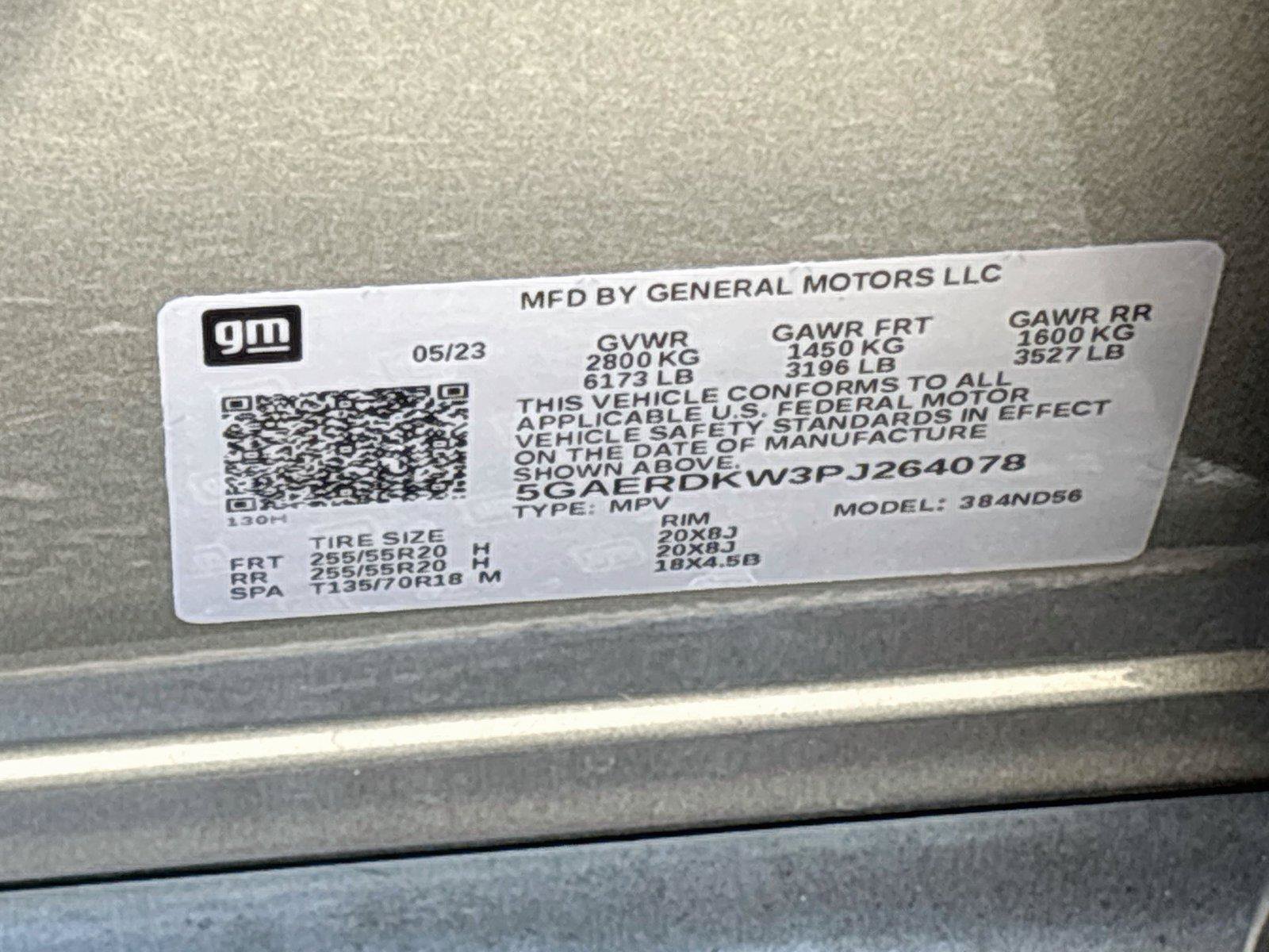 Used 2023 Buick Enclave Avenir w/ Avenir Technology Package FWD image 34