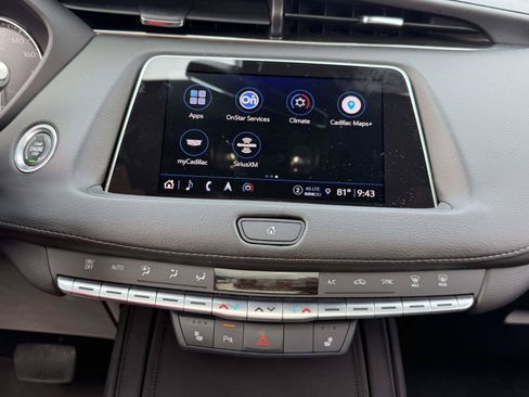 Certified 2023 Cadillac XT4 Luxury w/ Cold Weather Package AWD/4WD image 23