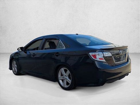 Used 2013 Toyota Camry SE image 7