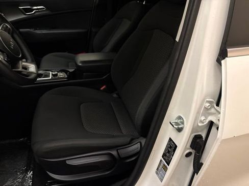 Certified 2023 Kia Sportage LX AWD/4WD image 12