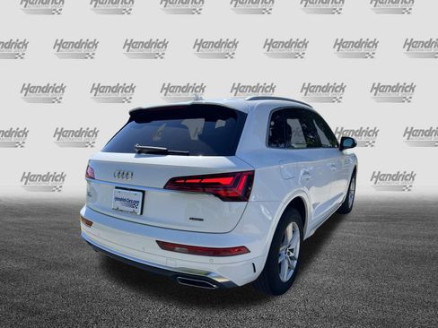 Used 2023 Audi Q5 2.0T Premium w/ Convenience Package AWD/4WD image 11