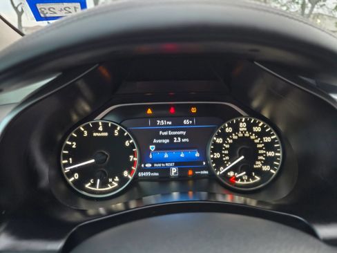 Used 2017 Nissan Murano S w/ Navigation Package FWD image 23