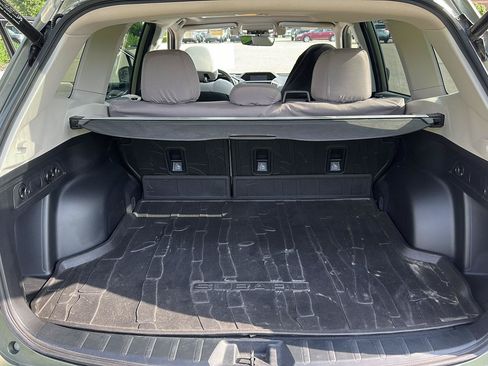 Used 2021 Subaru Forester Premium AWD/4WD image 23