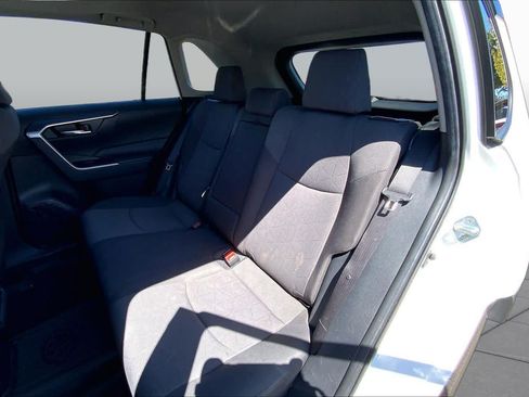 Used 2024 Toyota RAV4 XLE w/ Convenience Package FWD image 20