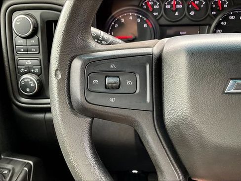 Used 2021 Chevrolet Silverado 1500 Custom Trail Boss AWD/4WD image 12