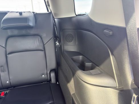 New 2026 Nissan Pathfinder SL image 37