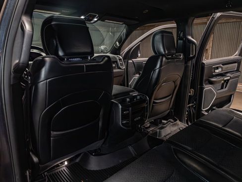 Used 2021 RAM 1500 Laramie w/ Sport Appearance Package AWD/4WD image 22