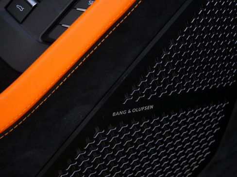 Used 2024 Lamborghini Urus Performante image 25