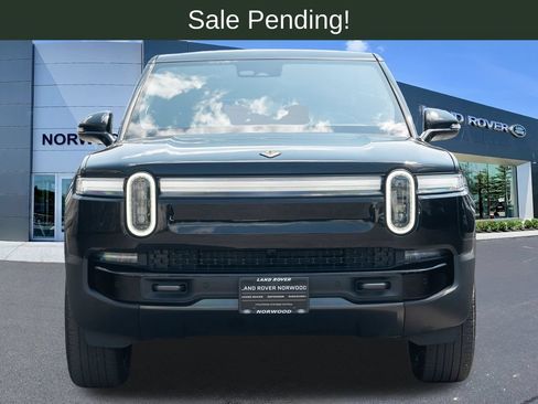 Used 2025 Rivian R1S Adventure AWD/4WD image 2