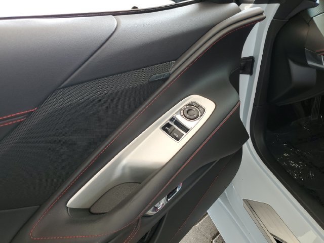 Used 2022 Chevrolet Corvette Stingray Coupe w/ Engine Appearance Package RWD image 10