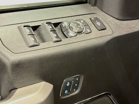 Used 2019 Ford F250 Lariat image 22