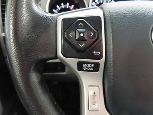 Used 2014 Toyota Sequoia Limited image 22