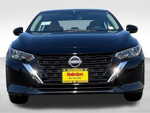Used 2025 Nissan Sentra SV w/ SV Premium Package image 13