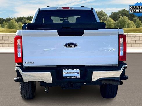 Used 2023 Ford F250 XL w/ FX4 Off-Road Package image 4