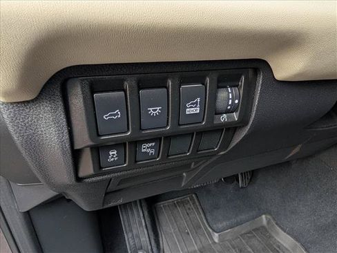 Used 2021 Subaru Ascent Touring AWD/4WD image 36