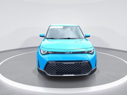 Certified 2023 Kia Soul EX FWD image 3