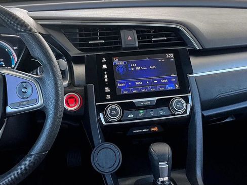 Used 2017 Honda Civic EX image 9