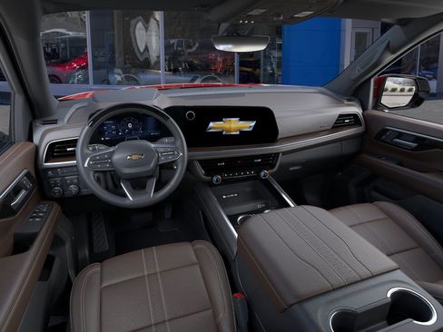 New 2025 Chevrolet Suburban High Country image 15