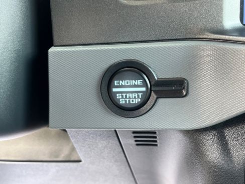 Used 2024 Ford Bronco Big Bend AWD/4WD image 9