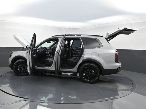 Used 2023 Kia Telluride SX X-Line image 42
