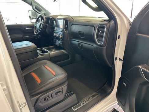 Used 2023 GMC Sierra 2500 AT4 w/ AT4 Premium Plus Package image 20