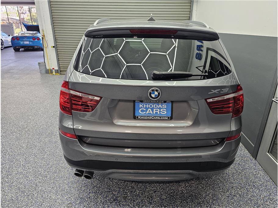 Used 2016 BMW X3 xDrive28i AWD/4WD image 4