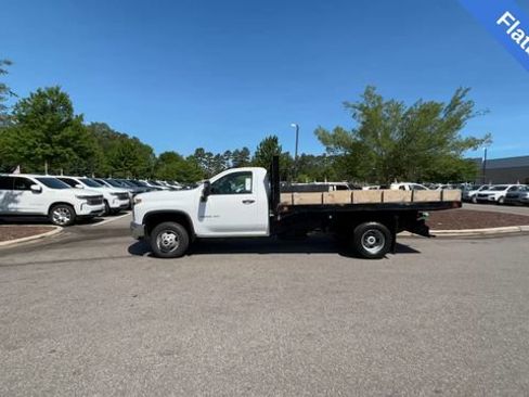 Used 2021 Chevrolet Silverado 3500 W/T w/ WT Convenience Package AWD/4WD image 2