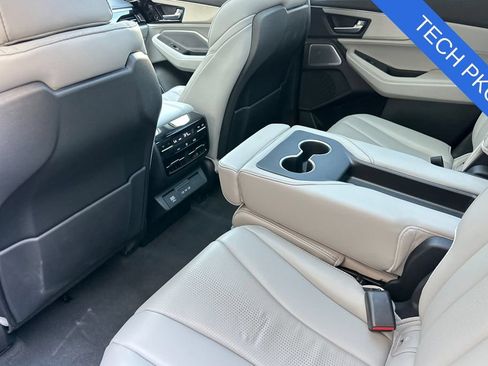 Used 2025 Acura MDX FWD w/ Technology Package image 13