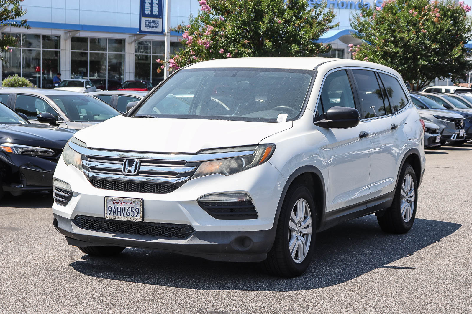 Used 2018 Honda Pilot LX image 3