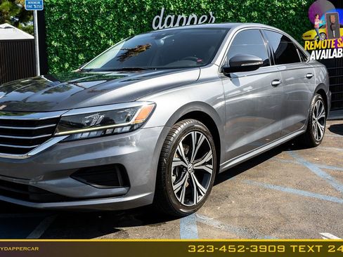 Used 2022 Volkswagen Passat 2.0T SE FWD image 2