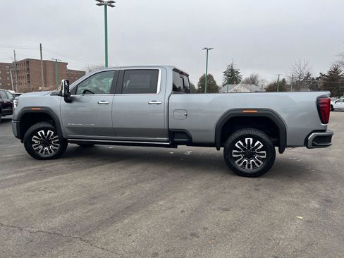 New 2026 GMC Sierra 2500 Denali Ultimate image 11