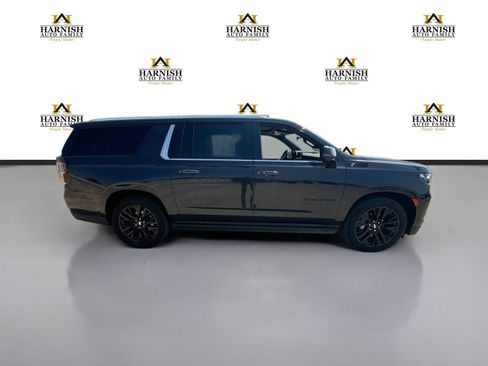 Used 2024 Chevrolet Suburban High Country w/ Advanced Technology Package AWD/4WD image 6