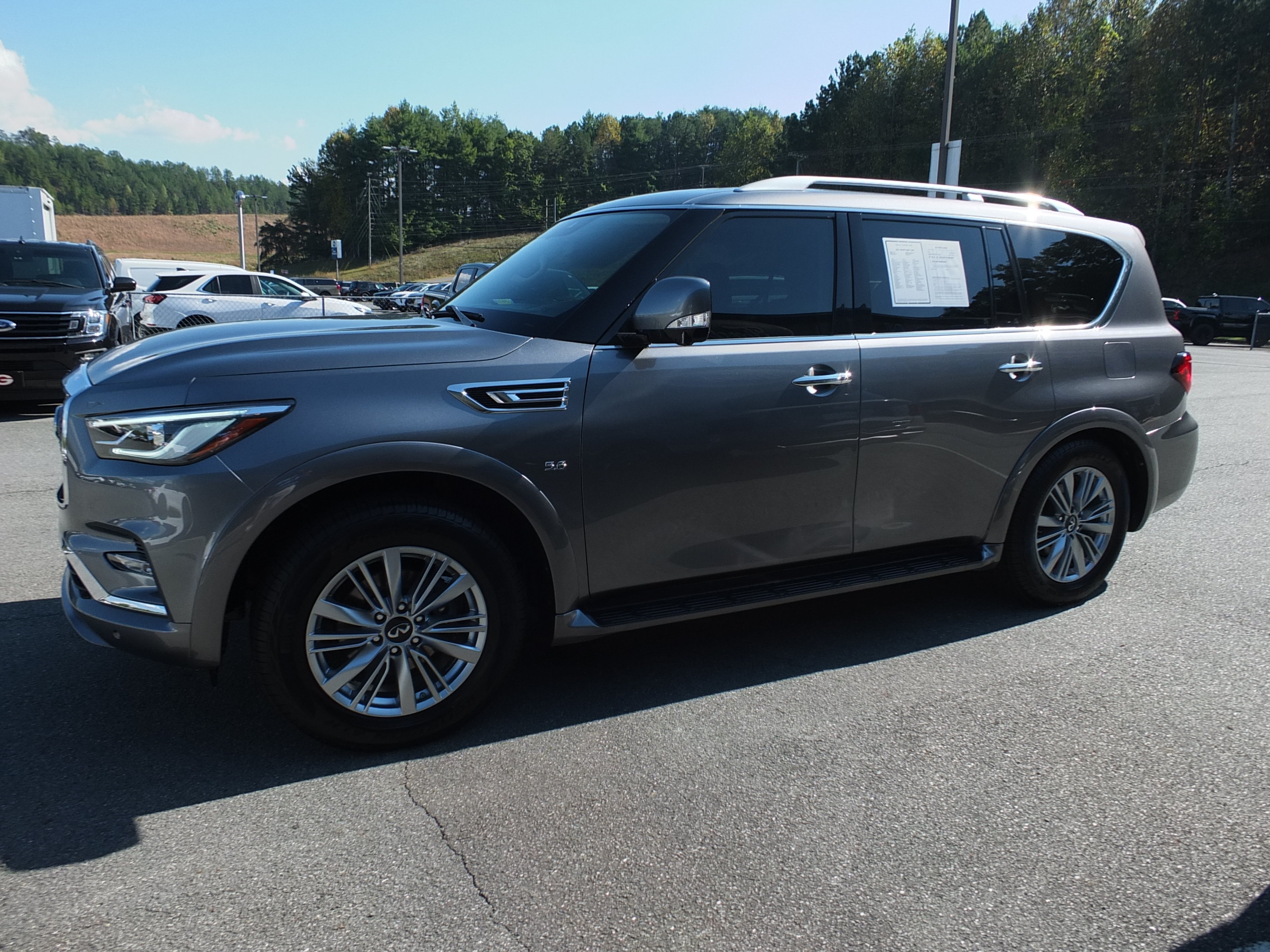 Used 2019 INFINITI QX80 Luxe AWD/4WD image 6