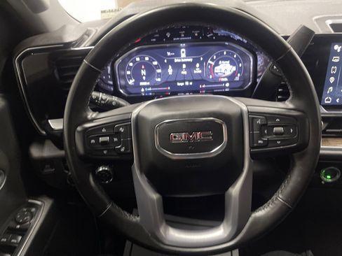 Used 2023 GMC Sierra 1500 Elevation image 30