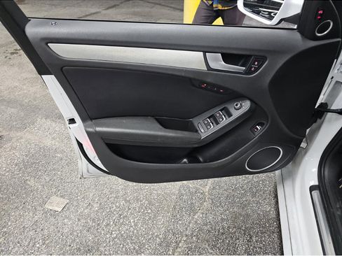 Used 2015 Audi A4 2.0T Premium Plus w/ Technology Package image 11