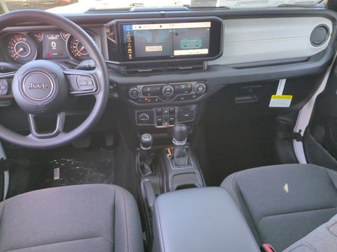 New 2026 Jeep Gladiator Sport image 20