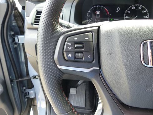 Used 2024 Honda Ridgeline TrailSport image 28