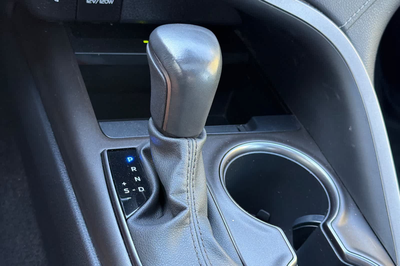 Used 2023 Toyota Camry SE w/ Audio Upgrade Package FWD image 22