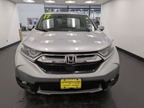 Used 2017 Honda CR-V EX-L image 2