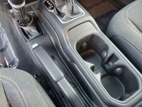 Certified 2024 Jeep Wrangler Sport S image 25