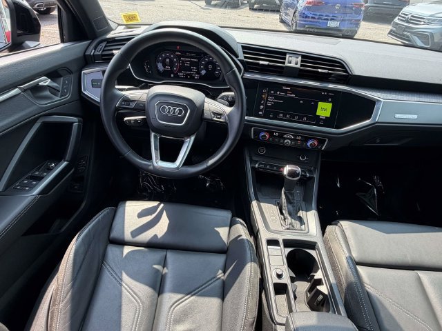 Used 2023 Audi Q3 2.0T Premium Plus w/ Premium Plus Package AWD/4WD image 15