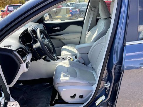 Used 2021 Jeep Cherokee Latitude Lux w/ Trailer Tow Group AWD/4WD image 22