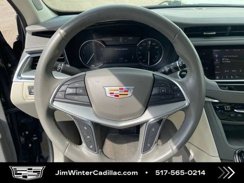Certified 2022 Cadillac XT5 Premium Luxury AWD/4WD image 28