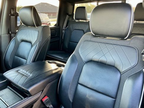 Used 2025 RAM 1500 Limited w/ Trailer Tow Group image 40