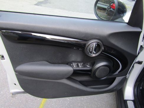Used 2017 MINI Cooper S FWD image 33
