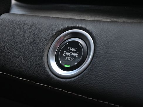Used 2024 Cadillac Escalade Sport RWD image 15