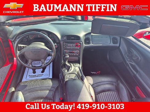 Used 2004 Chevrolet Corvette Convertible w/ Preferred Equipment Group RWD image 22