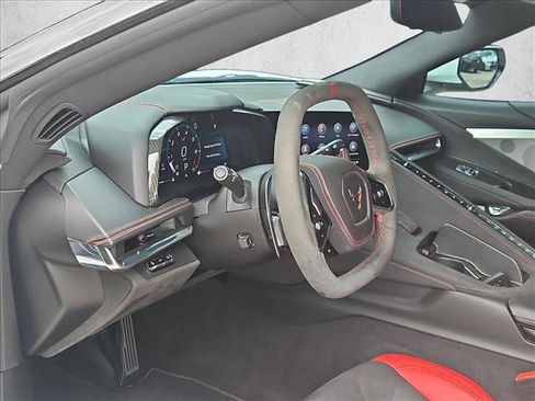 Used 2020 Chevrolet Corvette Stingray Premium Conv w/ 3LT Preferred Equipment Group RWD image 9
