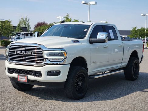 Used 2023 RAM 2500 Laramie AWD/4WD image 36